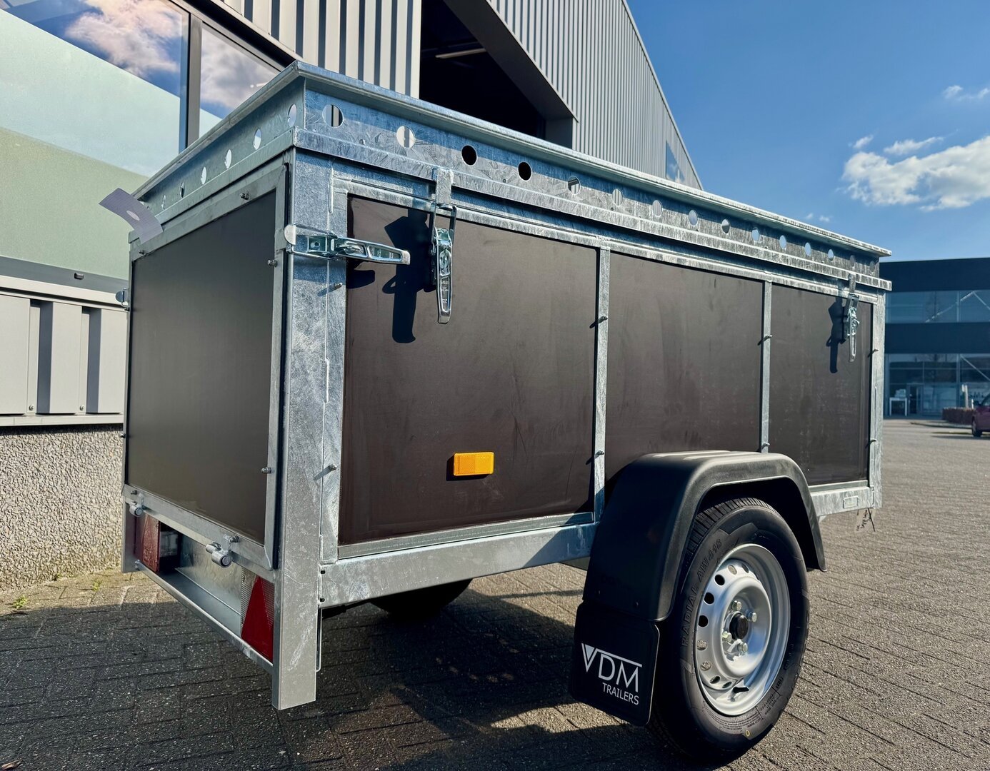 VDM bagagewagen met betonplex 900L inhoud 750kg 150x100x60cm – Image 2